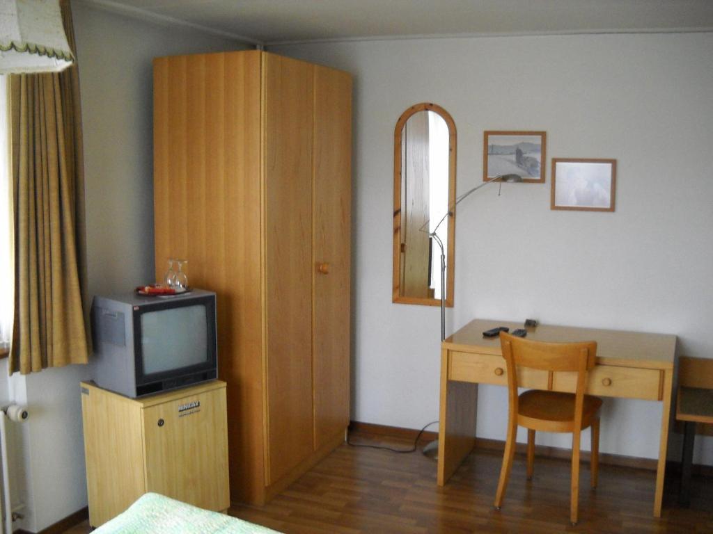 Hotel Restaurant Moleson Flamatt Стая снимка